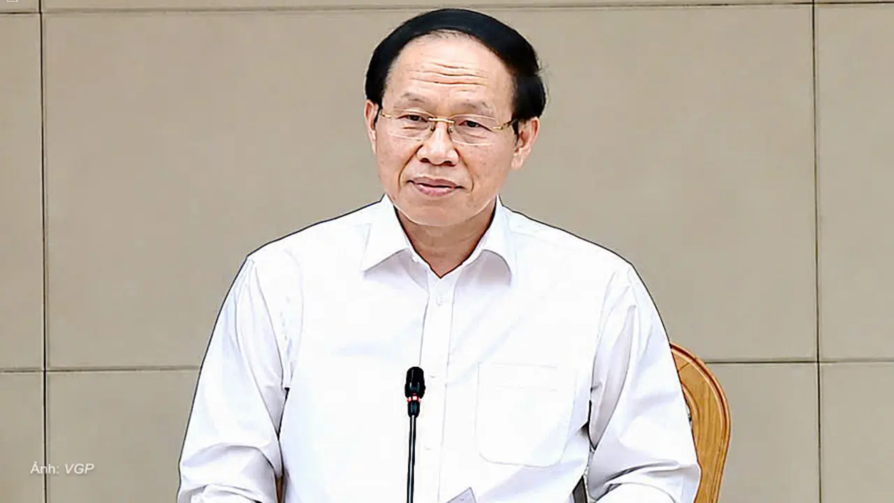 Phó thủ tướng yêu cầu giảm tải chương trình học