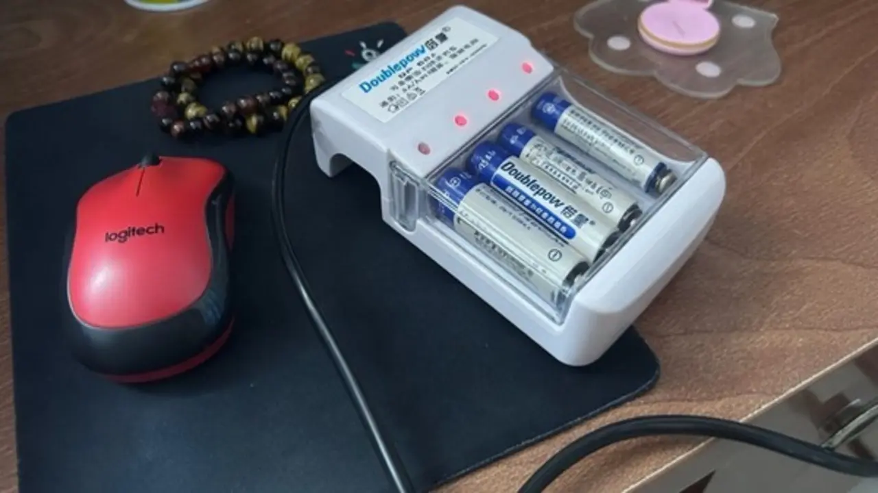 Pin sạc có thể sử dụng được bao nhiêu lần?