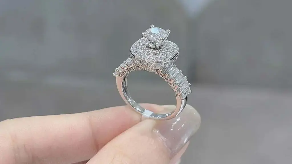 PNJ đã chi hơn 7.000 tỷ đồng thu mua lại kim cương, vàng