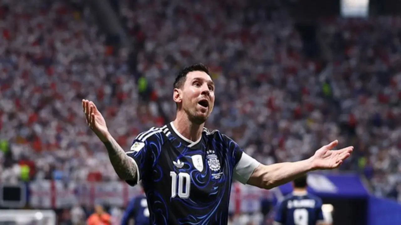 Quả bóng vàng thứ 9 cho Messi?
