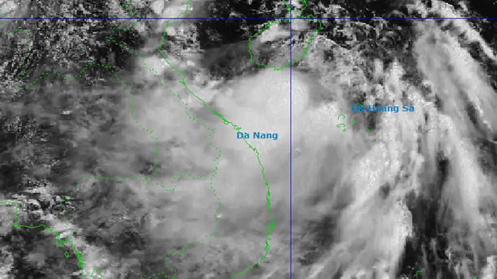 Quảng Ninh, Ninh Bình cấm biển phòng bão Maysak