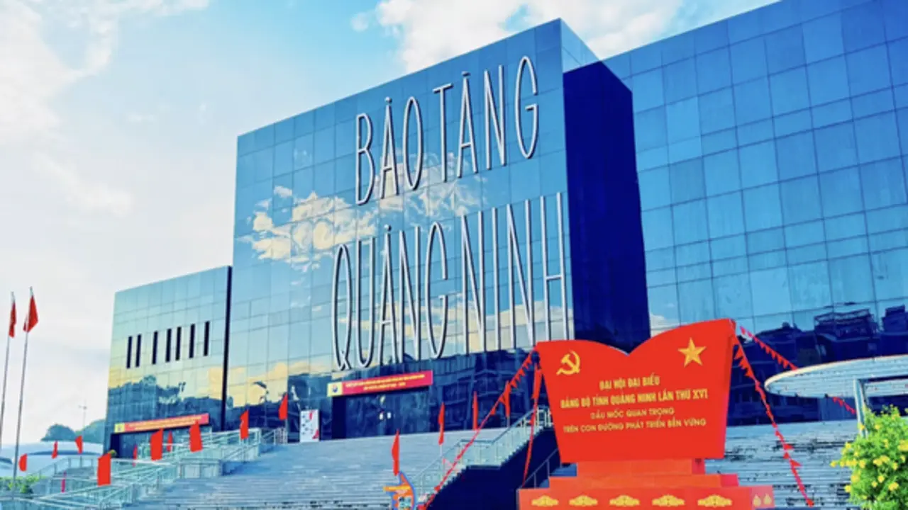 Quốc hội họp không thường lệ, xem xét thành lập thành phố Quảng Ninh