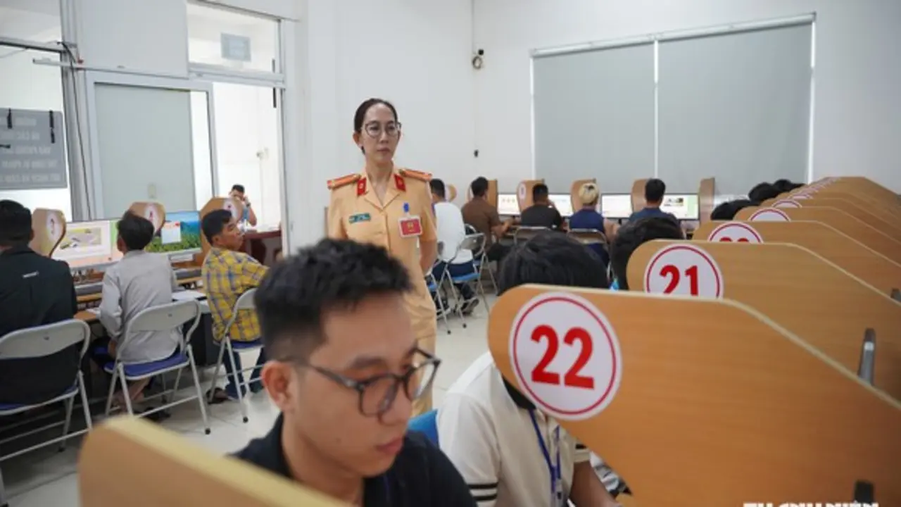 Quy định mới thi giấy phép lái xe: Rớt lý thuyết có được thi thực hành không?