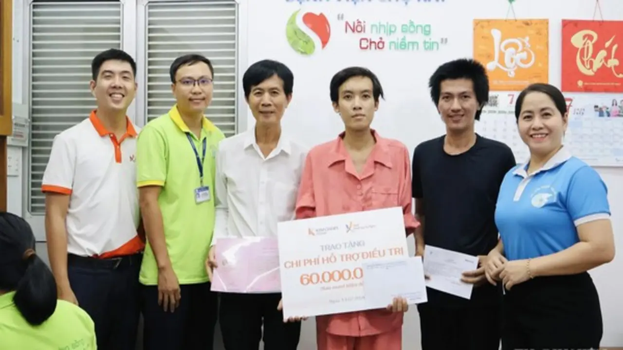 Quỹ Khởi sự từ tâm hỗ trợ 60 triệu đồng cho bệnh nhân suy tim nặng