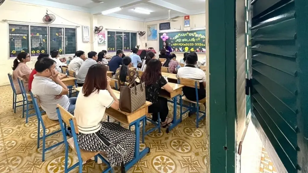'Quỹ phụ huynh 5 triệu một năm chủ yếu chi cho giáo viên, ban giám hiệu'