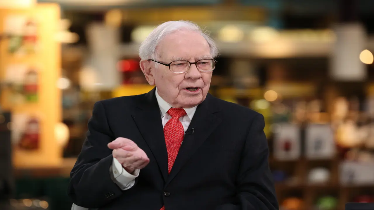 Quy tắc đầu tư 90/10 của Warren Buffett gây chú ý giữa biến động thị trường