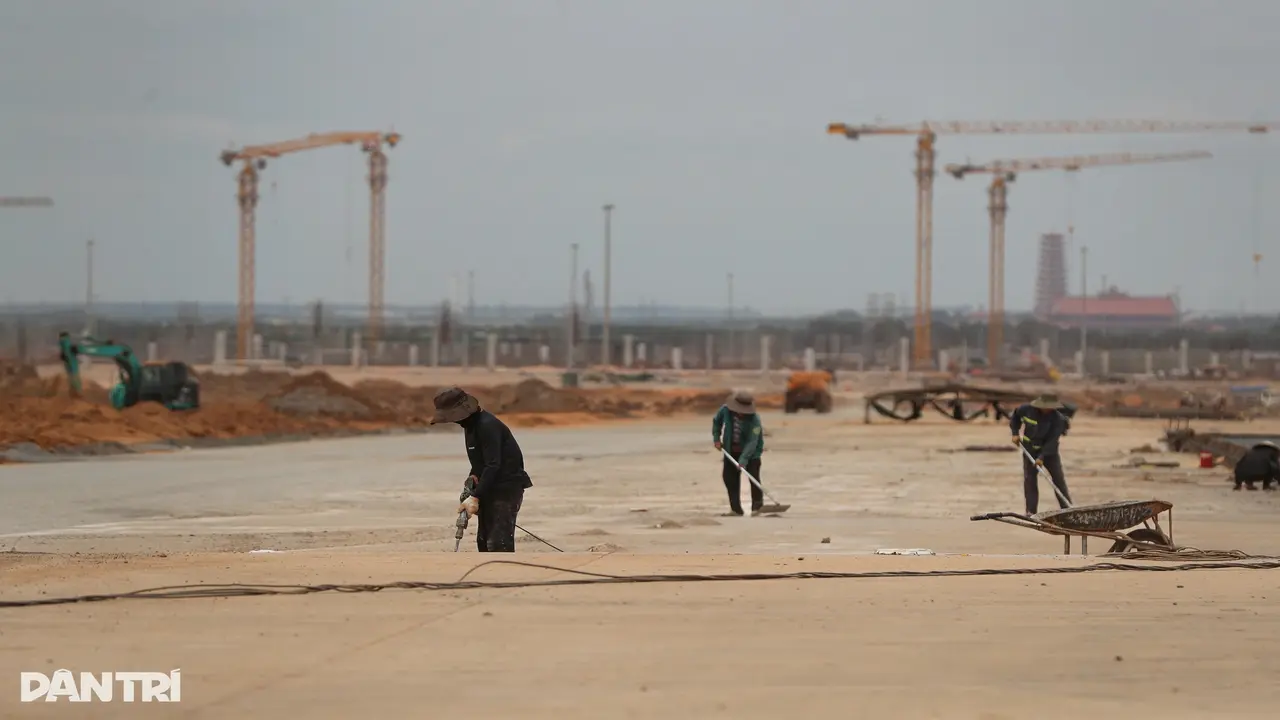 Sân bay Long Thành cần thêm 2.000 nhân công