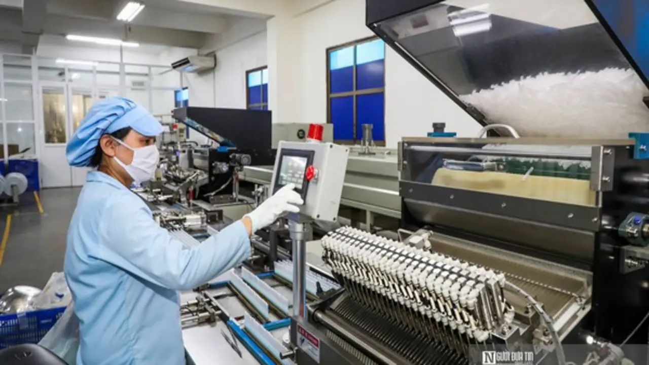 Sản xuất công nghiệp 6 tháng đầu năm 2026 tăng 10,8%, đạt mức cao nhất 7 năm