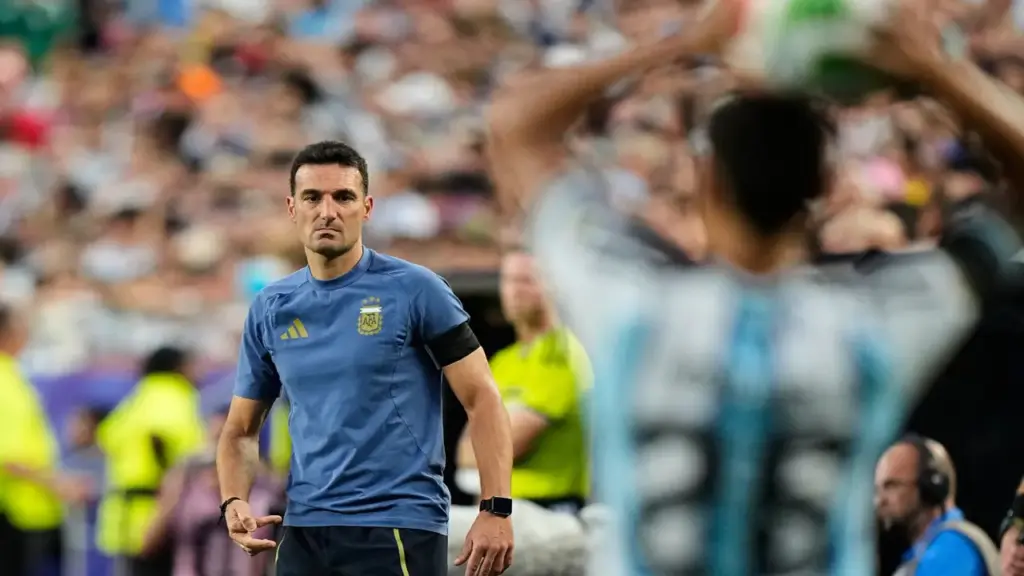 Scaloni: 'Đừng nói Argentina vào nhánh dễ ở World Cup 2026'