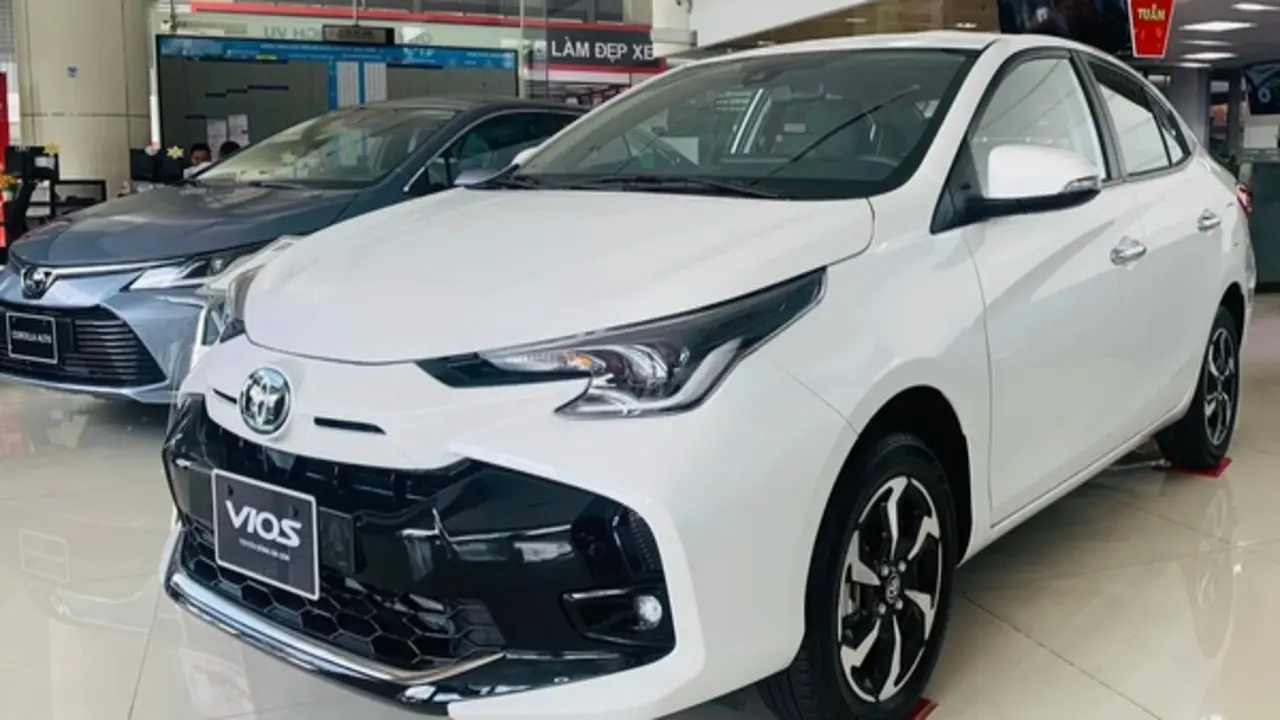Sedan hạng B giảm giá: Toyota Vios, Honda City ưu đãi hơn 50 triệu, đấu Hyundai Accent