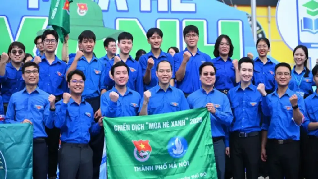 Sinh viên người Úc 'được bạn rủ đi Mùa hè xanh là đi luôn'