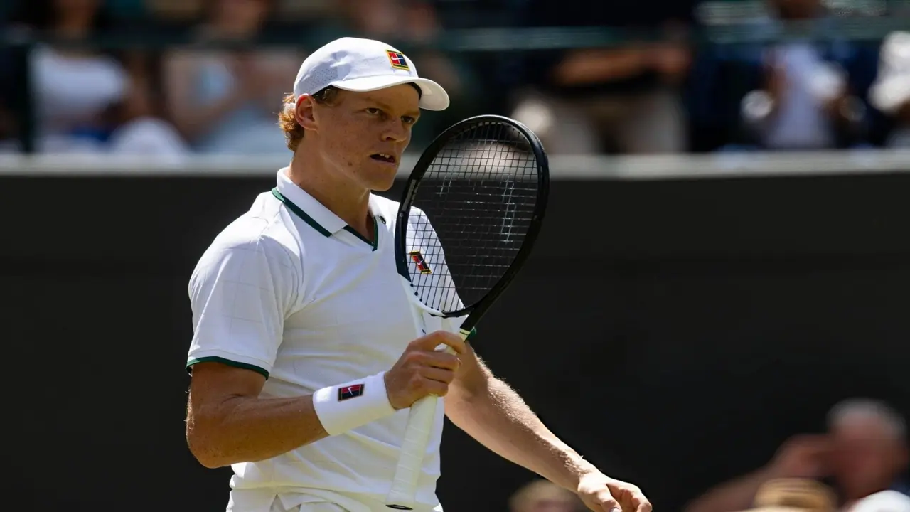 Sinner vào bán kết Wimbledon, chờ đại chiến Djokovic