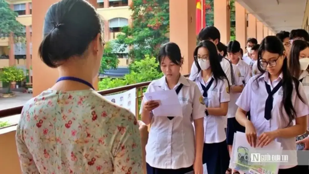 Tách kỳ thi tốt nghiệp THPT và đại học: Có nên thay đổi chính sách sau tiêu cực?