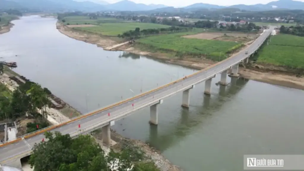 Thanh Hóa đầu tư 26 cầu dân sinh, người dân sắp hết cảnh liều mình qua suối