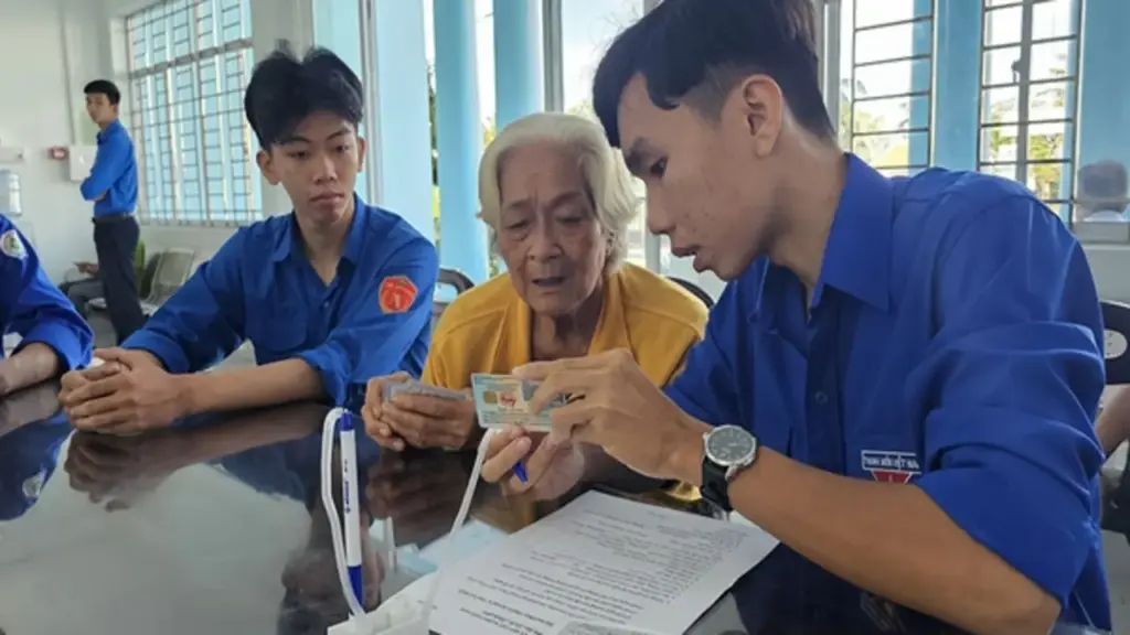 Thanh niên Vĩnh Long chung sức xây dựng quê hương