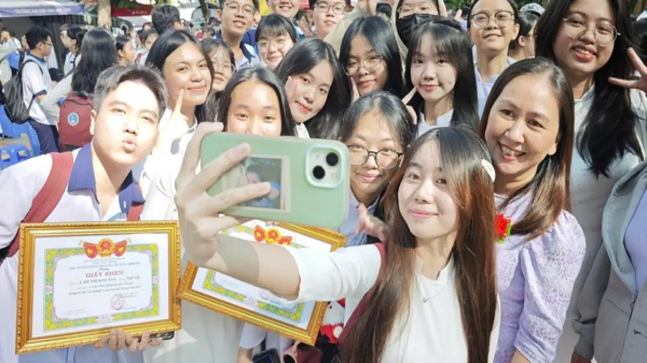 Thêm địa phương miễn phí sách giáo khoa từ năm học 2026-2027: 'Trend' này thật đáng yêu