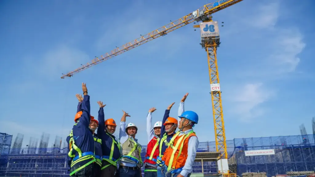 Thị giá 5.037 đồng, một công ty muốn phát hành cổ phiếu giá 10.000 đồng hoán đổi khoản nợ 514 tỉ