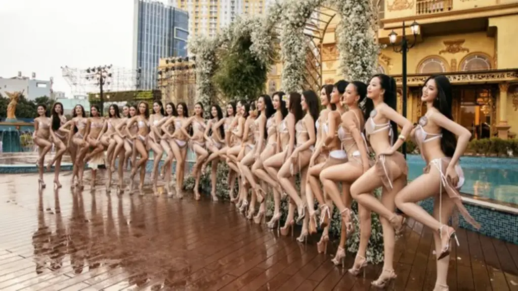 Thí sinh Miss Grand Vietnam 2026 trình diễn bikini gây tranh luận, ban tổ chức nói gì?