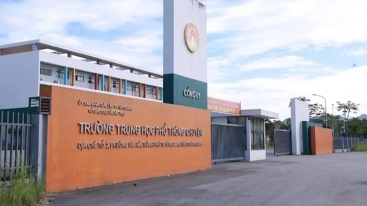 Thí sinh tại điểm thi THPT Chuyên Tuyên Quang vẫn được đăng ký xét tuyển đại học trong lúc chờ kết luận
