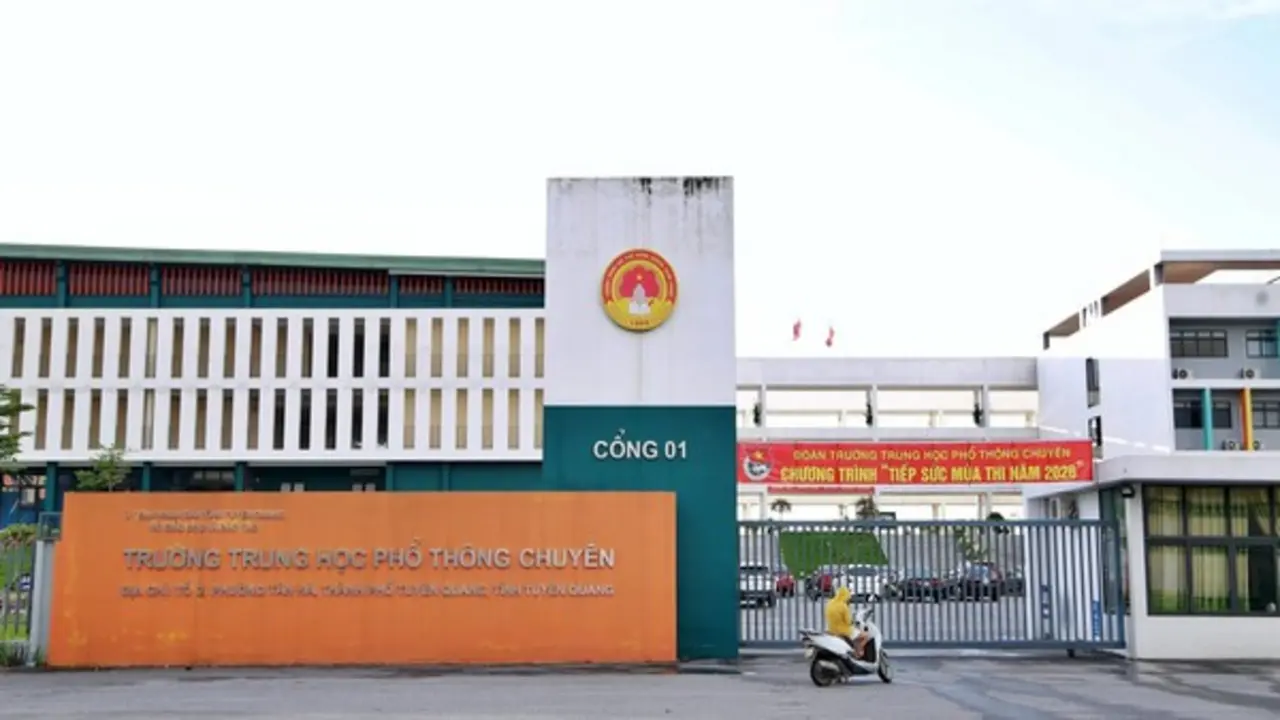 Thí sinh tại Trường chuyên Tuyên Quang đăng ký nguyện vọng thế nào?
