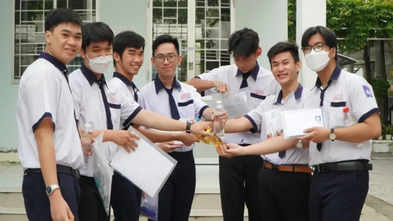 Thi tốt nghiệp THPT 2026: Cần Thơ có 2 thủ khoa, 3 á khoa