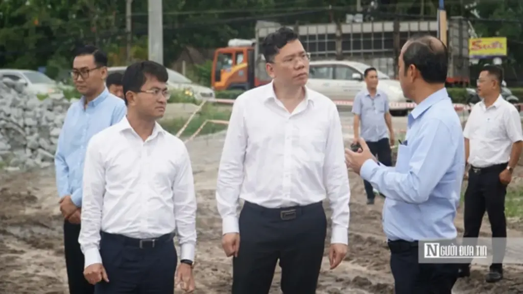 Thiếu nguyên vật liệu, cao tốc Tp.HCM - Thủ Dầu Một - Chơn Thành bị chậm