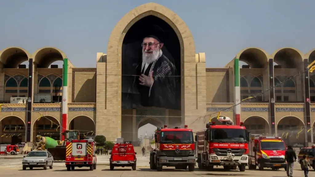 Thông điệp của Iran khi tổ chức lễ tang quy mô lớn cho cố lãnh tụ