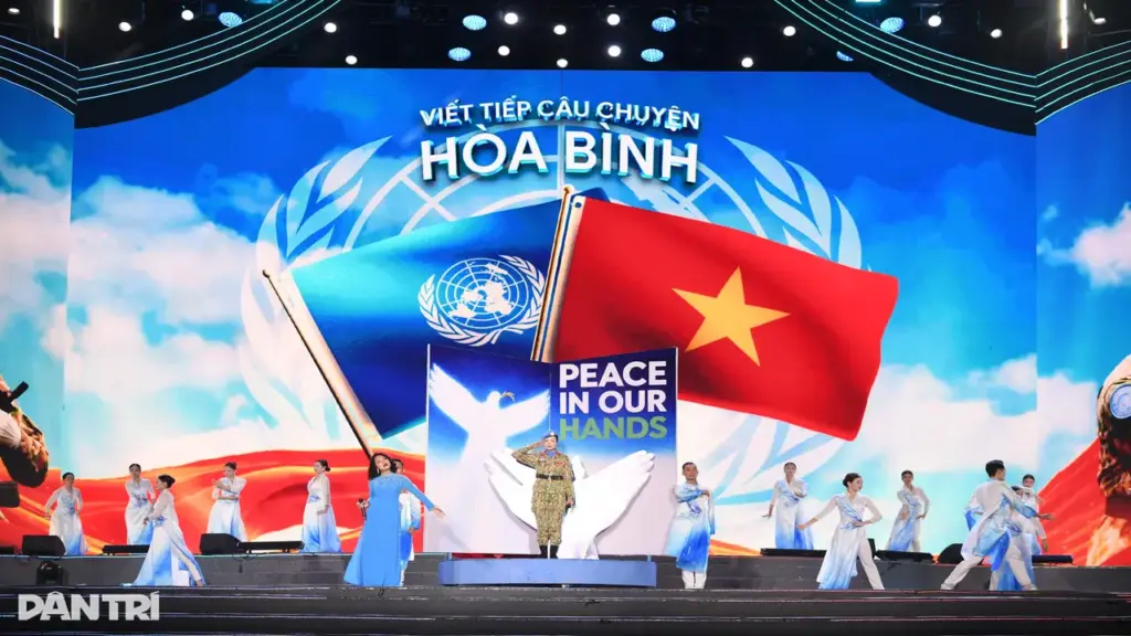 Thông điệp từ nơi từng chia cắt 2 miền, tọa độ chịu nhiều đau thương