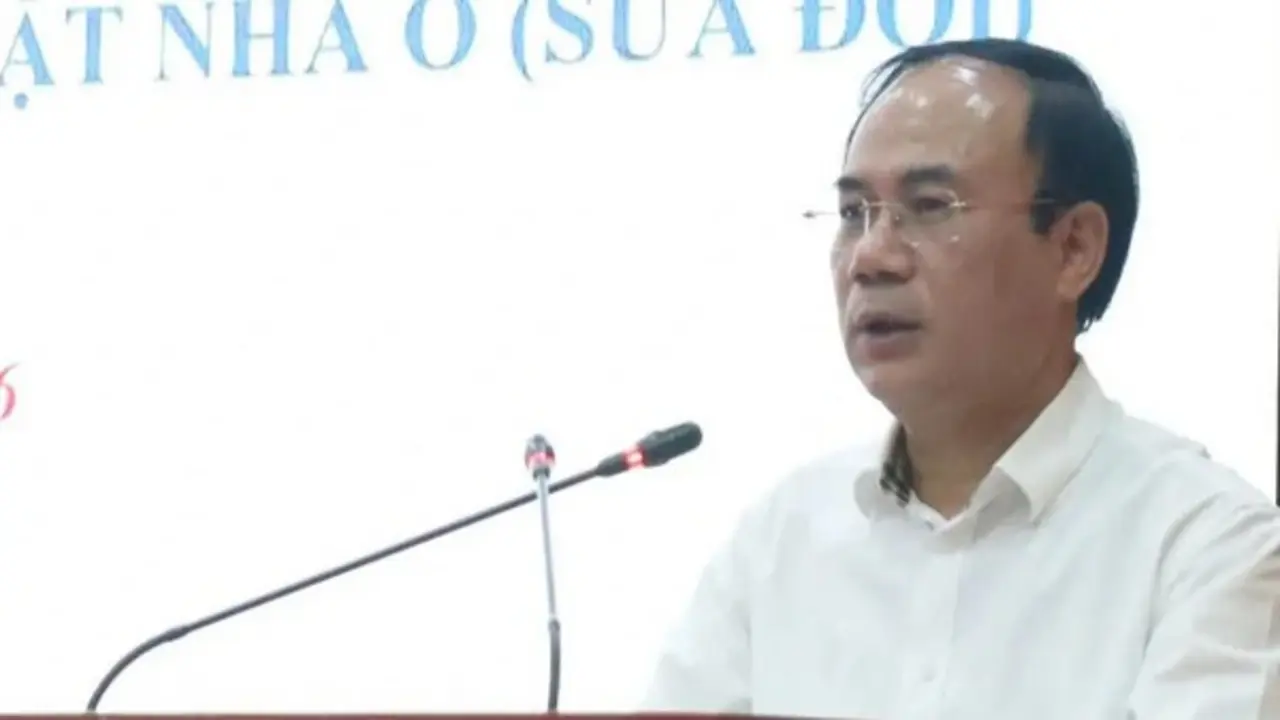 Thứ trưởng Bộ Xây dựng nói lý do bỏ đề xuất ‘chung cư có thời hạn’