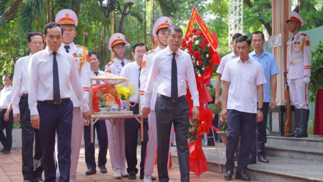 Thủ tướng Lê Minh Hưng: Bằng mọi giá đưa liệt sĩ về với gia đình