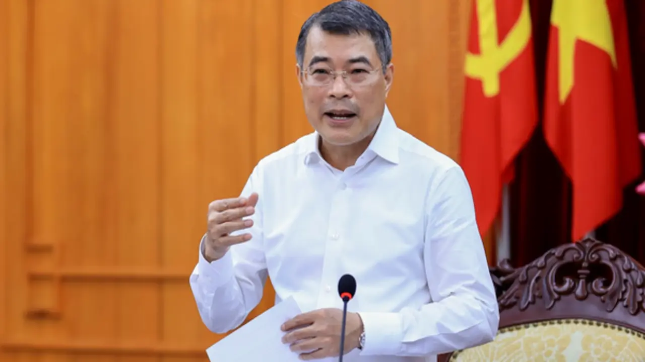 Thủ tướng: Sắp xếp xã phường, trường học nếu cần thiết
