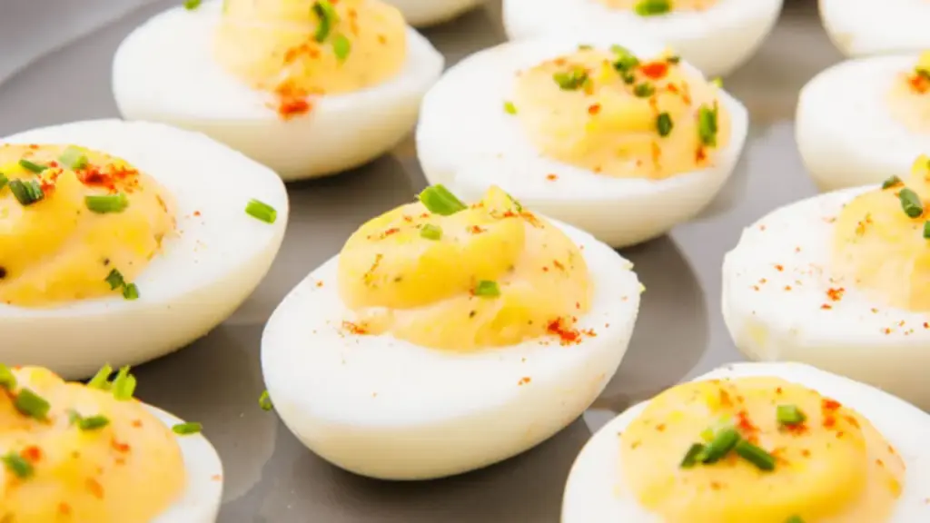 Thương cháu gầy, bà nội làm món trứng "lạ" khiến bé 5 tuổi nguy kịch