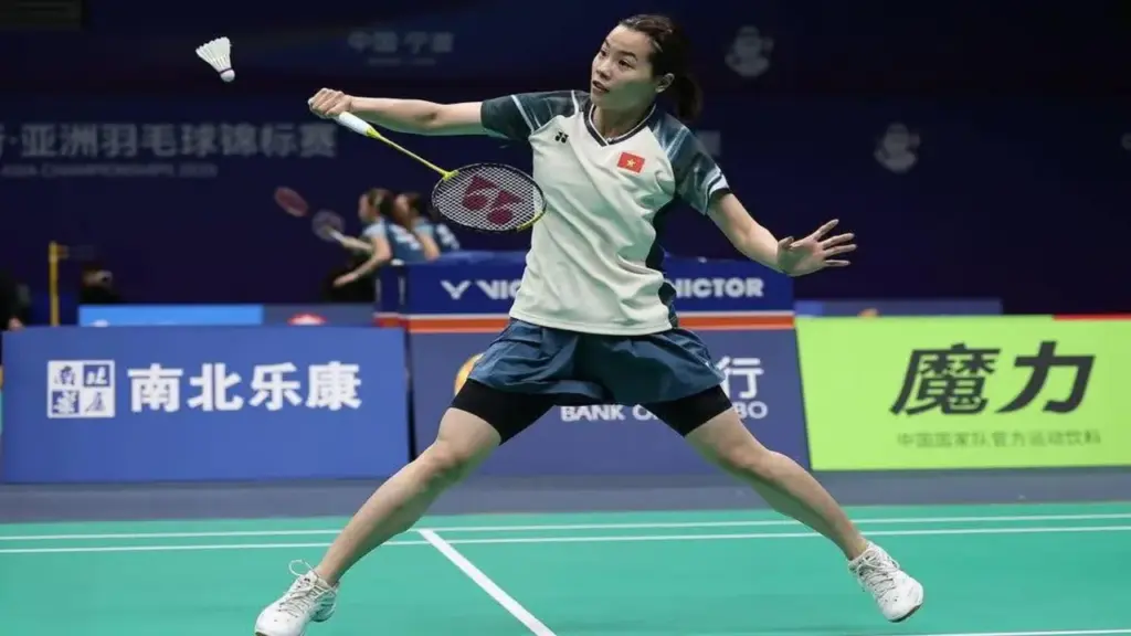 Thùy Linh thua cựu vô địch thế giới ở Giải cầu lông Trung Quốc