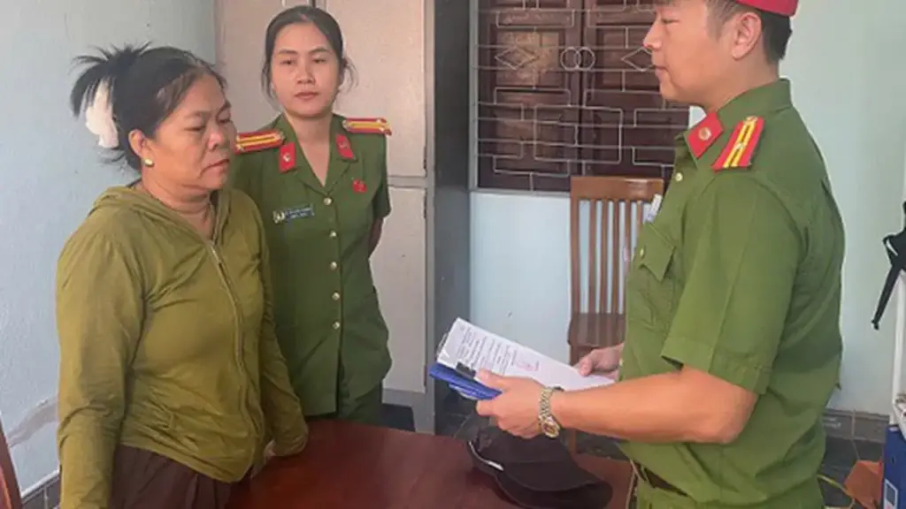 Tin lời "thầy bói" lấy lại 10 tỷ đồng bị lừa, người phụ nữ mất thêm gần 180 triệu đồng