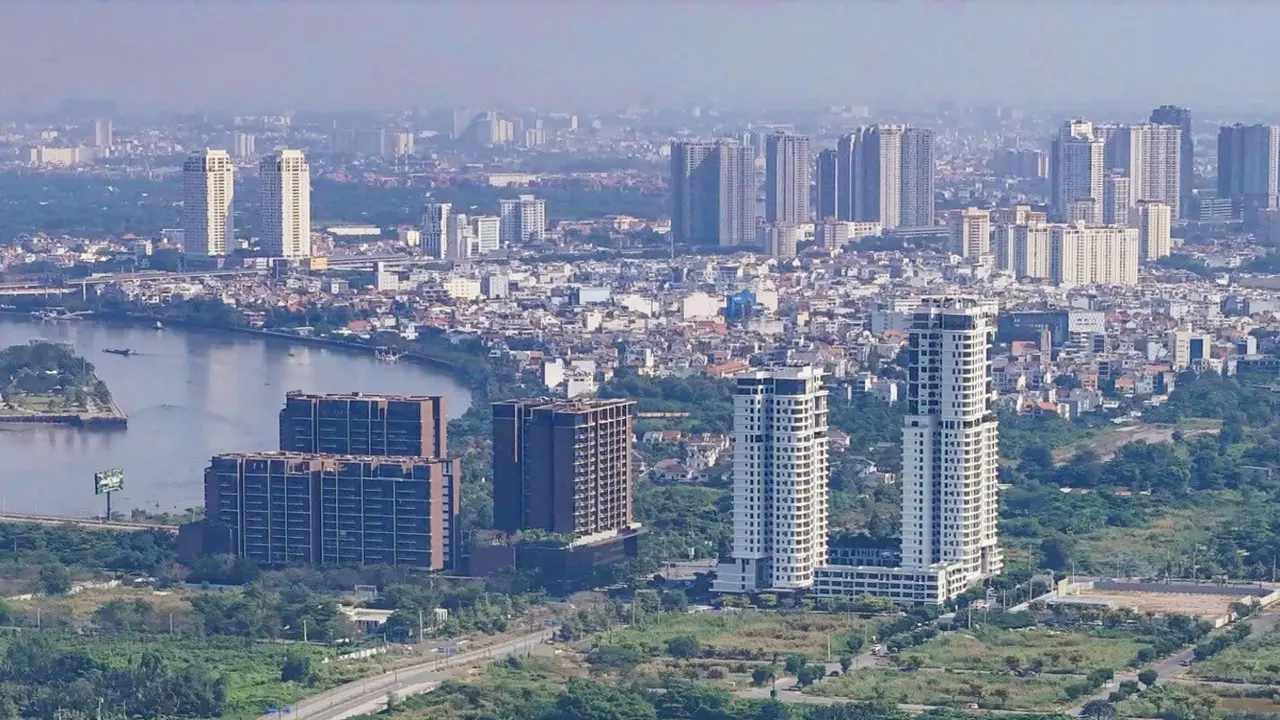 Tin tức sáng 18-7: Đẩy nhanh xác định giá đất để tăng thu ngân sách cho TP.HCM