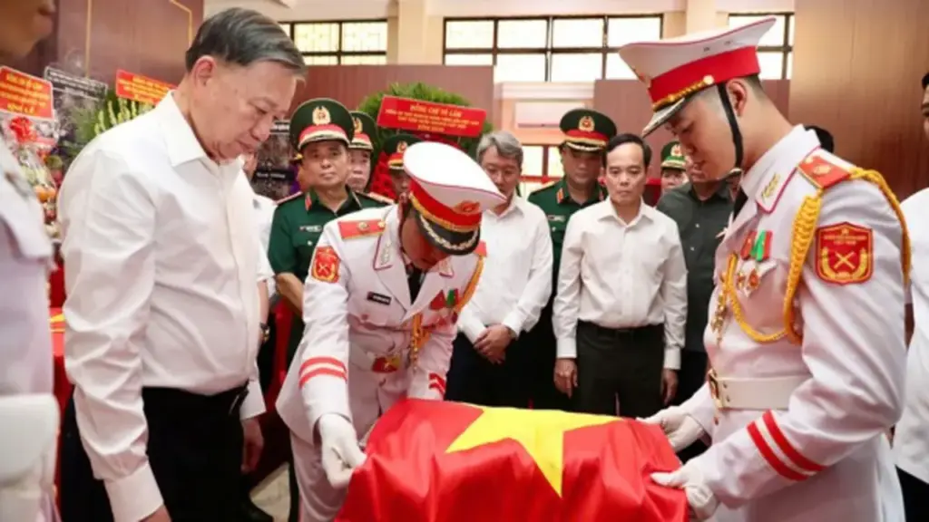 Tổng Bí thư, Chủ tịch nước: Mỗi hài cốt liệt sĩ được tìm thấy là một người con trở về với Tổ quốc