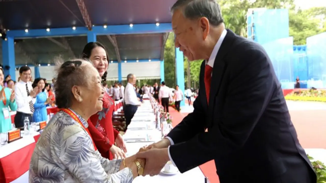 Tổng Bí thư, Chủ tịch nước Tô Lâm dự lễ kỷ niệm 50 năm thành phố mang tên Bác