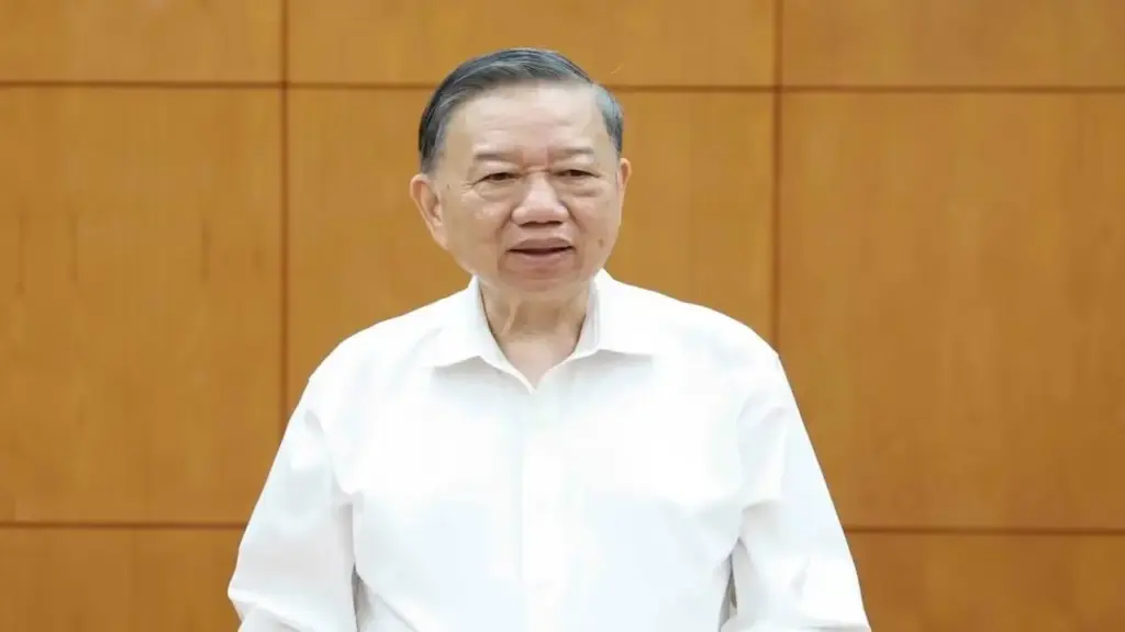 Tổng Bí thư, Chủ tịch nước yêu cầu thay đổi tư duy bằng cấp sang nghề nghiệp