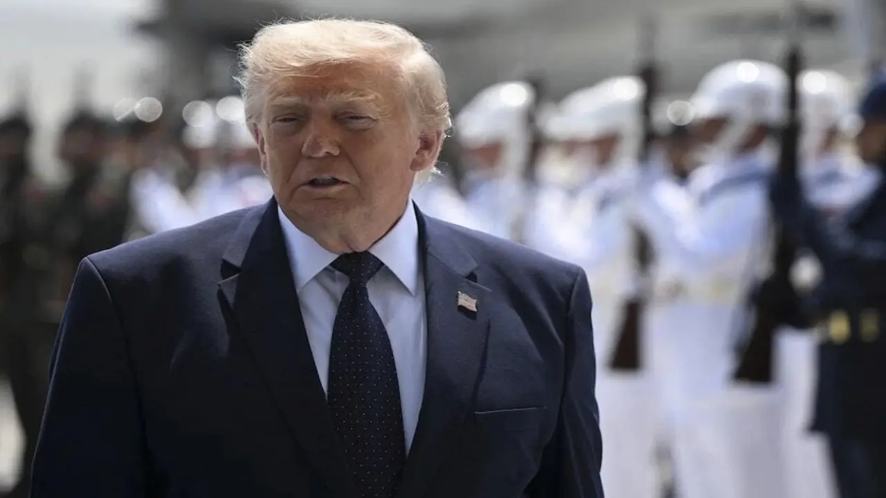 Tổng thống Trump chỉ đạo chấm dứt quan hệ thương mại với Tây Ban Nha
