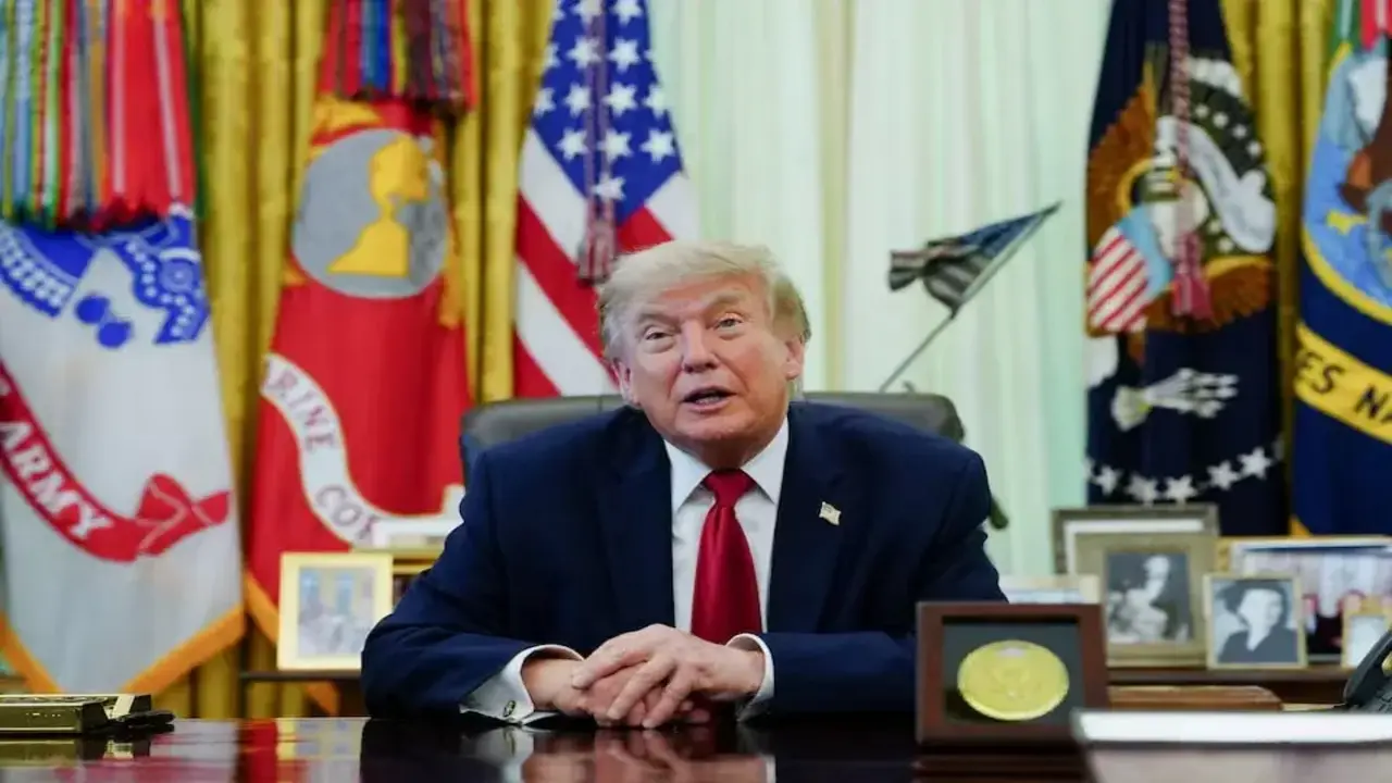 Tổng thống Trump: "Mỹ nên kiểm soát Greenland"