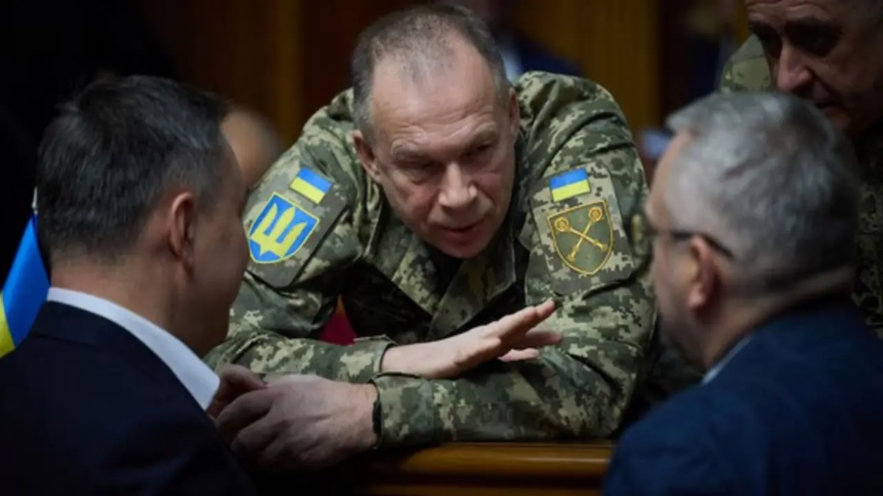 Tổng tư lệnh Ukraine lên tiếng về mâu thuẫn với cựu Bộ trưởng Quốc phòng