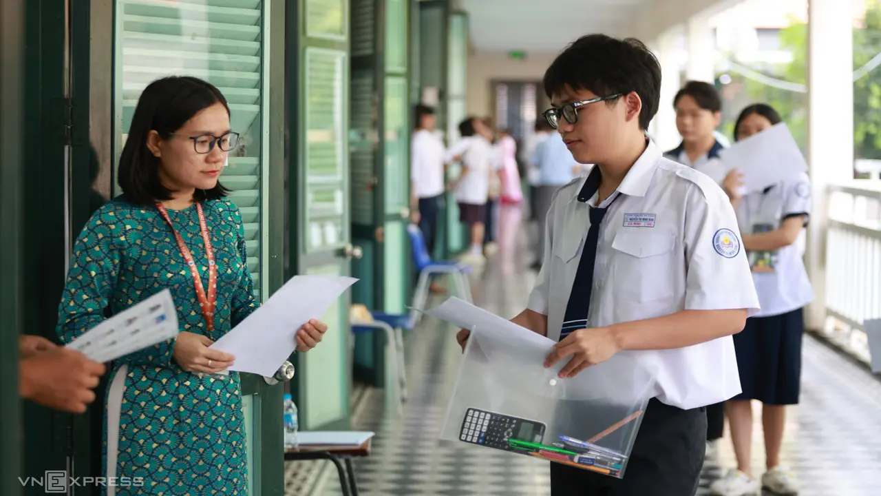 Top 500 thí sinh có điểm thi khối A01 cao nhất nước