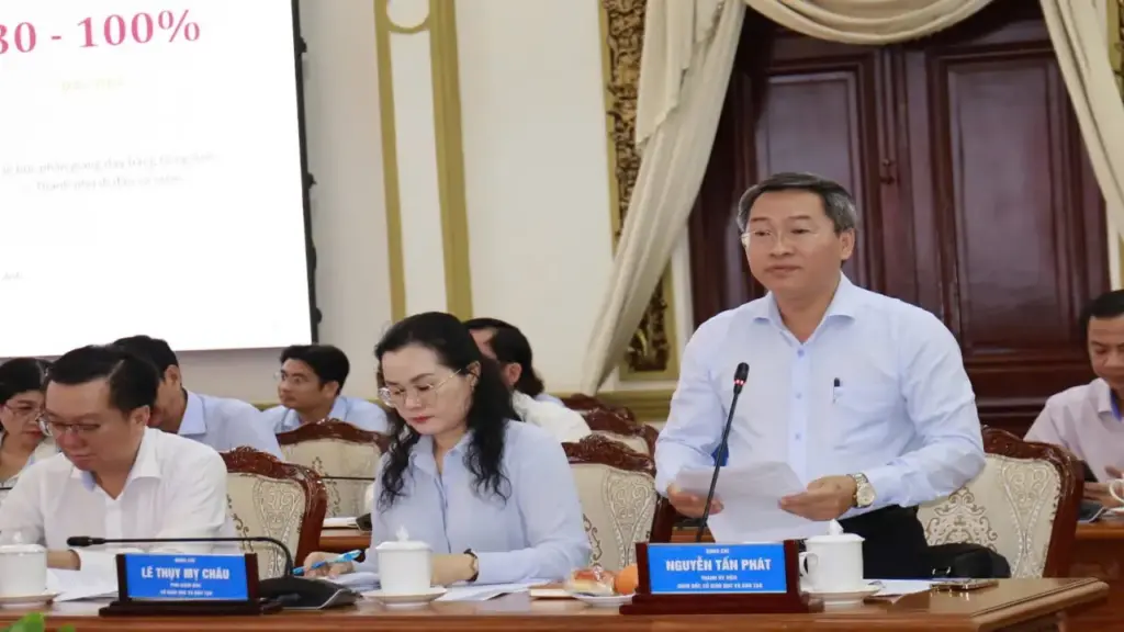 TPHCM giữ nguyên 170 trường THPT, sắp xếp 39 trường đại học, cao đẳng