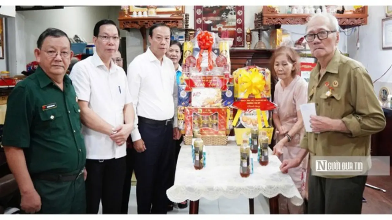 Tp.HCM: Tri ân thương binh, gia đình liệt sĩ bằng những chuyến thăm nghĩa tình