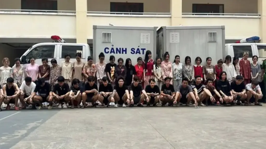 Triệt phá đường dây ma túy 'núp bóng' pod chill xuyên biên giới, bắt 49 nghi phạm