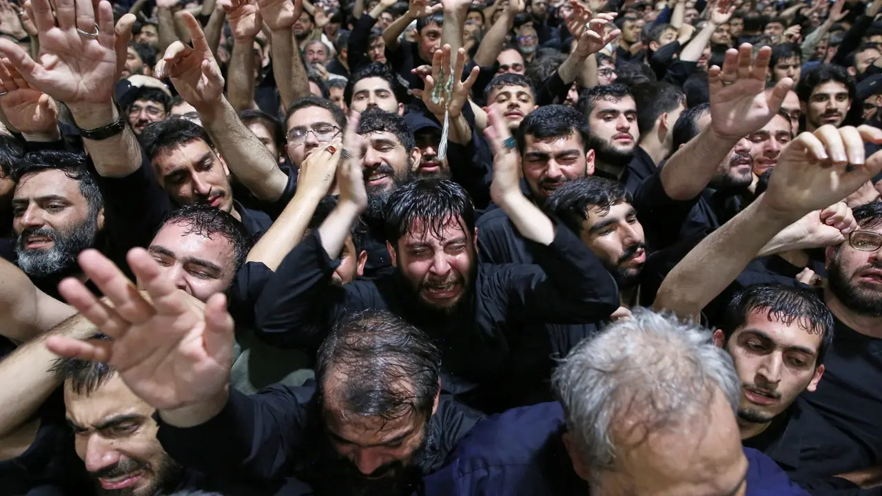 Triệu người dự lễ tang cố lãnh tụ tối cao Iran Ali Khamenei