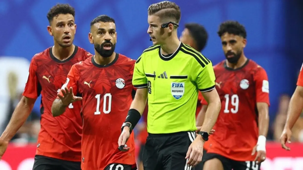 Trọng tài xử ép Ai Cập, mở đường cho Argentina vào tứ kết World Cup?