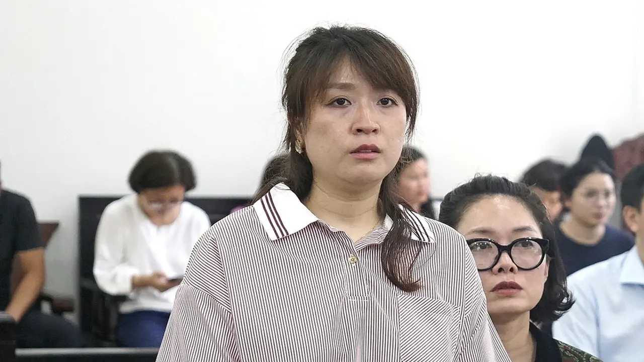 'Trùm' bán hàng hiệu online bị phạt 3 tỷ đồng trong vụ giấu doanh thu 835 tỷ đồng