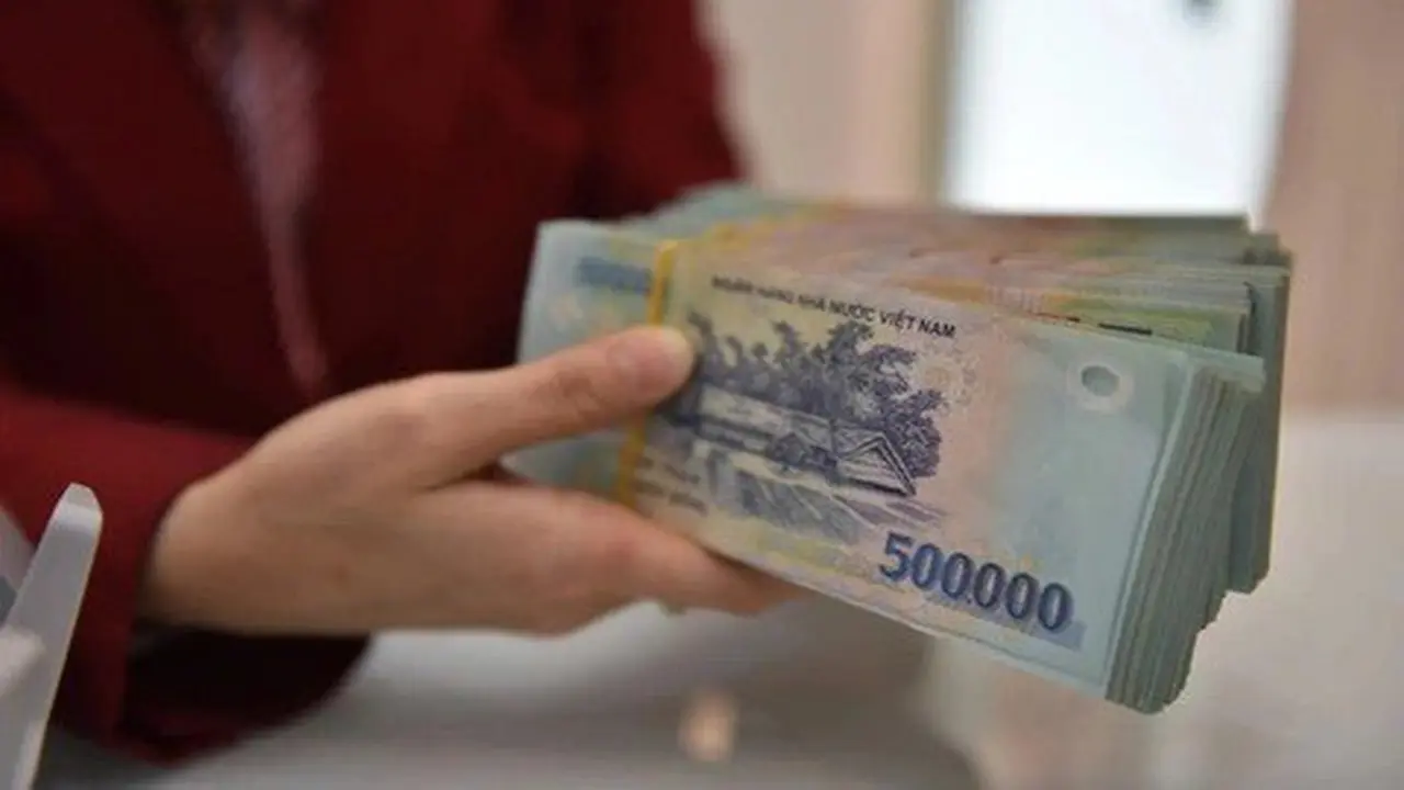 Từ 15-8, vay ngân hàng đến 400 triệu không phải chứng minh tài chính