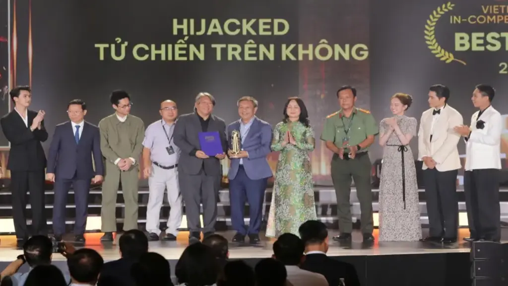 Tử chiến trên không là phim Việt Nam hay nhất tại Liên hoan phim châu Á Đà Nẵng